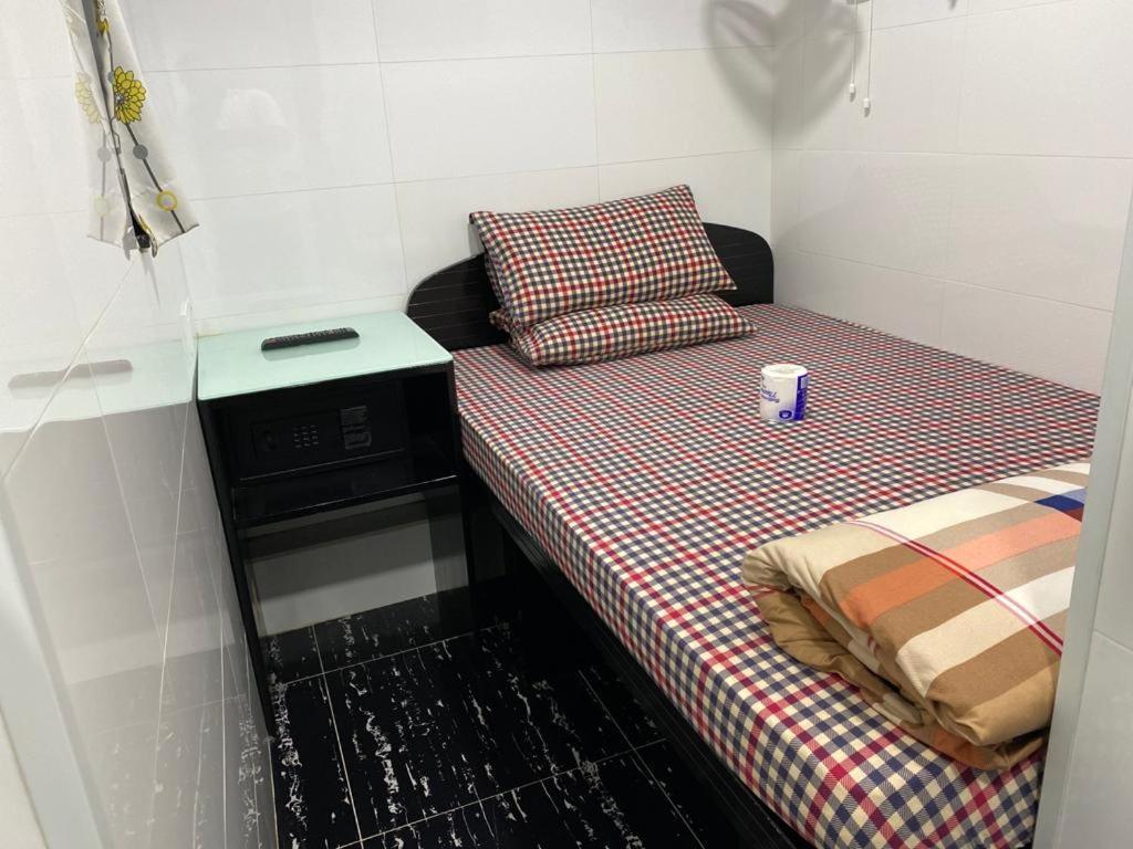 New Day Night Hostel Хонконг Екстериор снимка