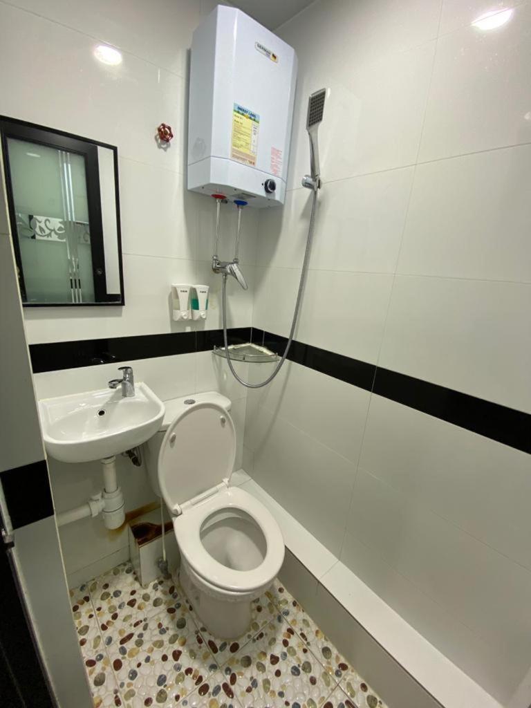 New Day Night Hostel Хонконг Екстериор снимка